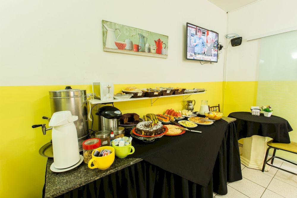 Hotel Blumenau Centro クリチバ エクステリア 写真